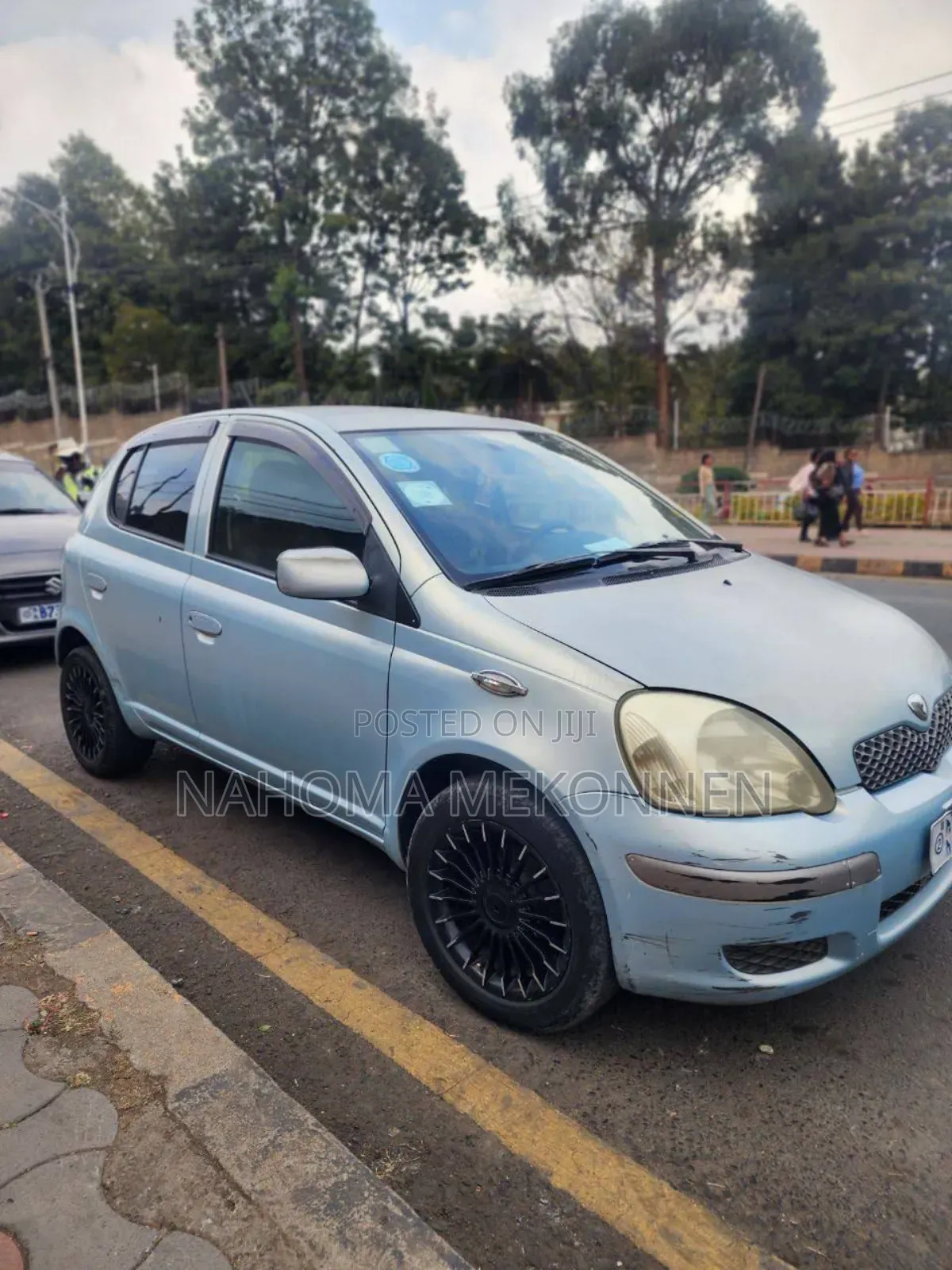 Toyota Vitz 2004 Blue