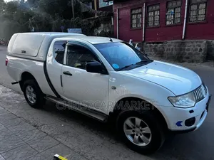 Mitsubishi L200 Single Cab 2.5 TD 2011 White