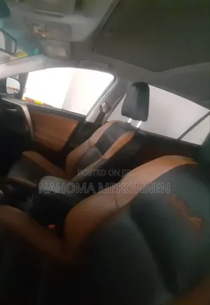 Toyota RAV4 2013 Brown