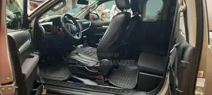 Toyota Hilux Revo Single Cab Deisel 2.4 RWD 2018 Gold