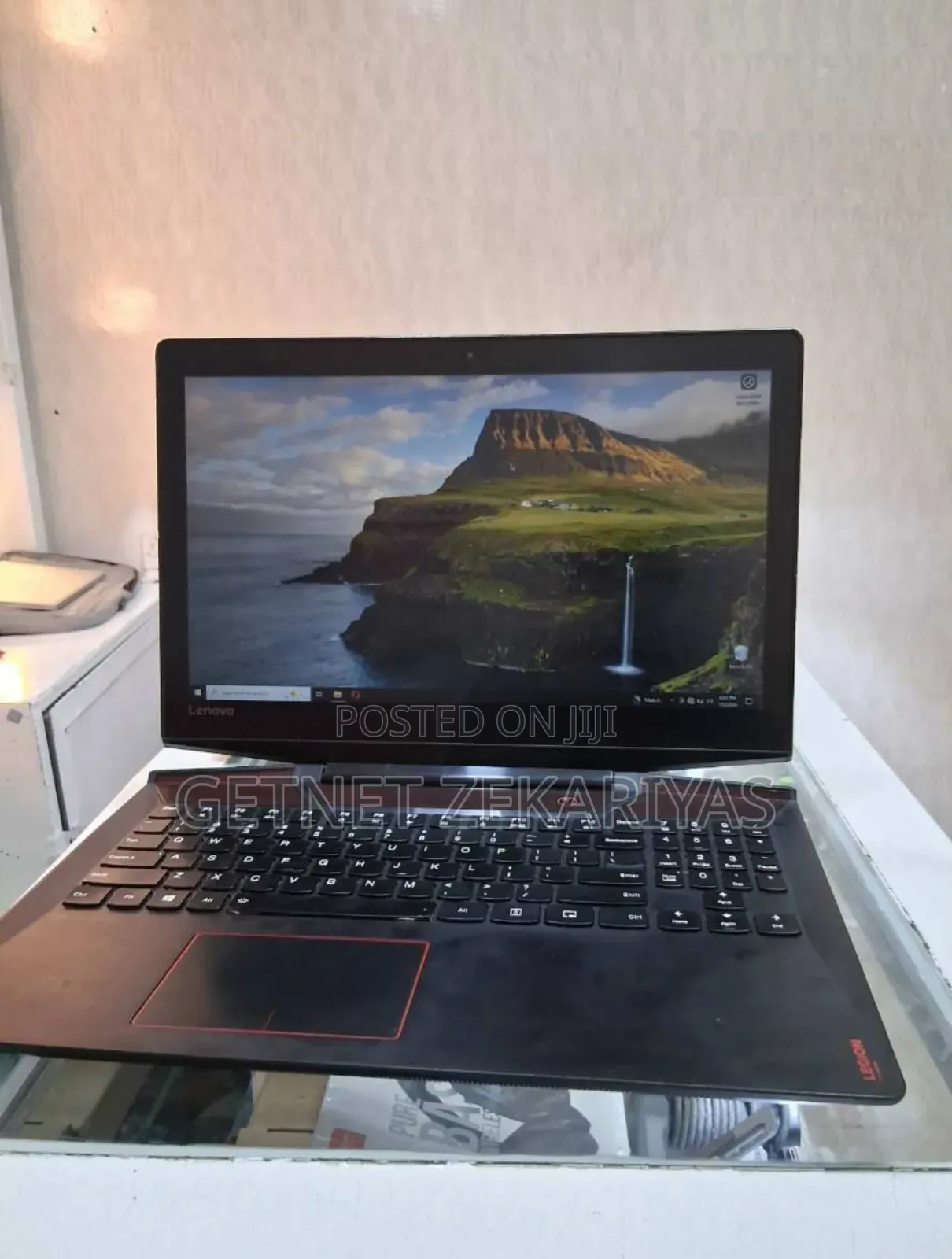 New Laptop Lenovo 8GB Intel Core I7 SSD 256GB