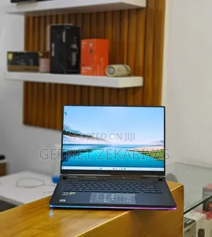 New Laptop Asus ROG Strix G15 16GB Intel Core I9 SSD 1T