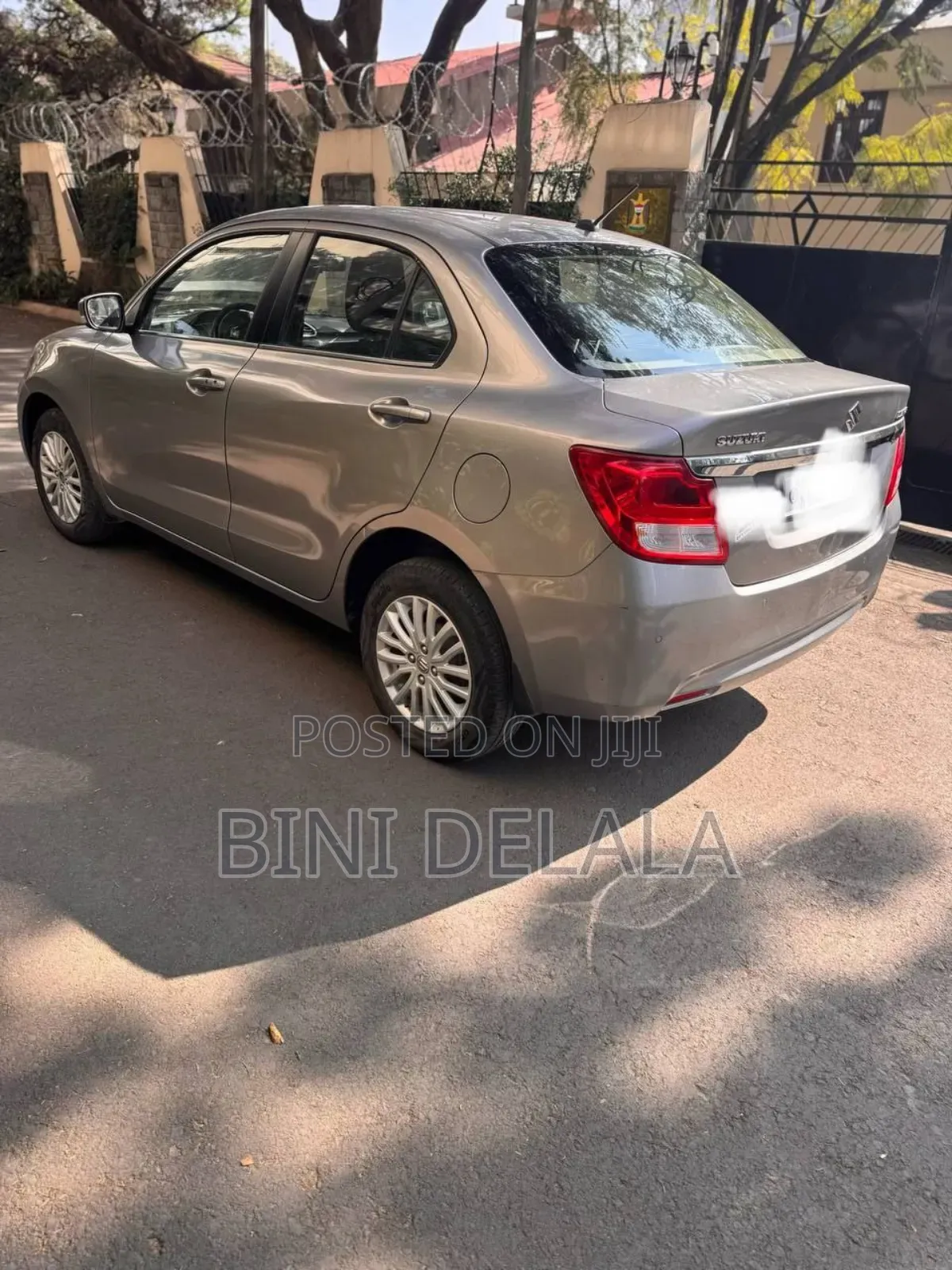 Suzuki Dzire 2022 Gray