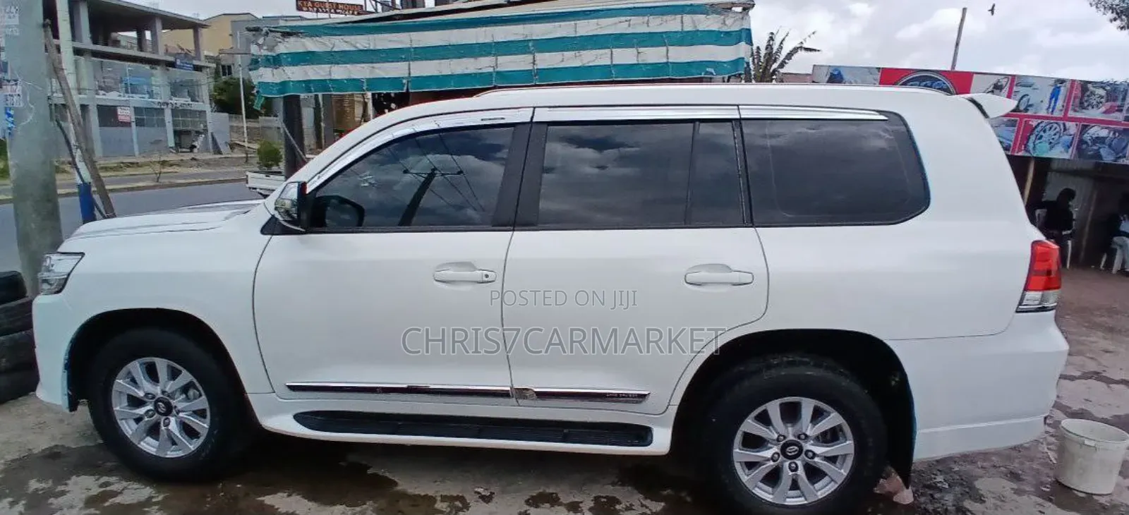 Toyota Land Cruiser 4.5 V8 GXR 2012 White