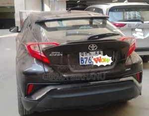 Toyota C-HR LE FWD 2020 Green