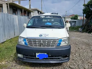 Toyota HiAce 2008 White