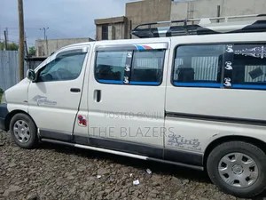 Toyota HiAce 2008 White