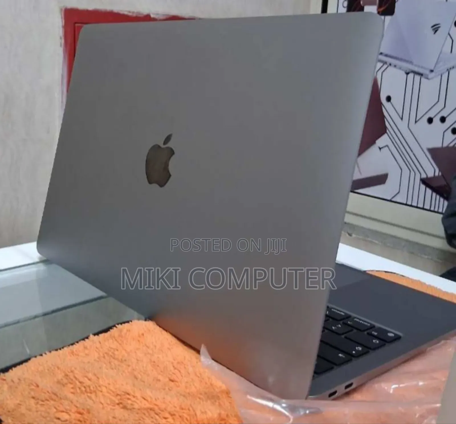 New Laptop Apple MacBook Air 2020 M1 8GB Intel SSD 256GB
