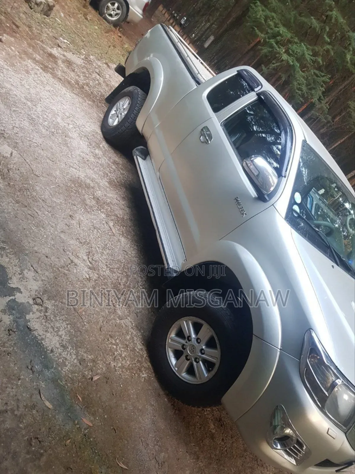 Toyota Hilux 2013 Silver