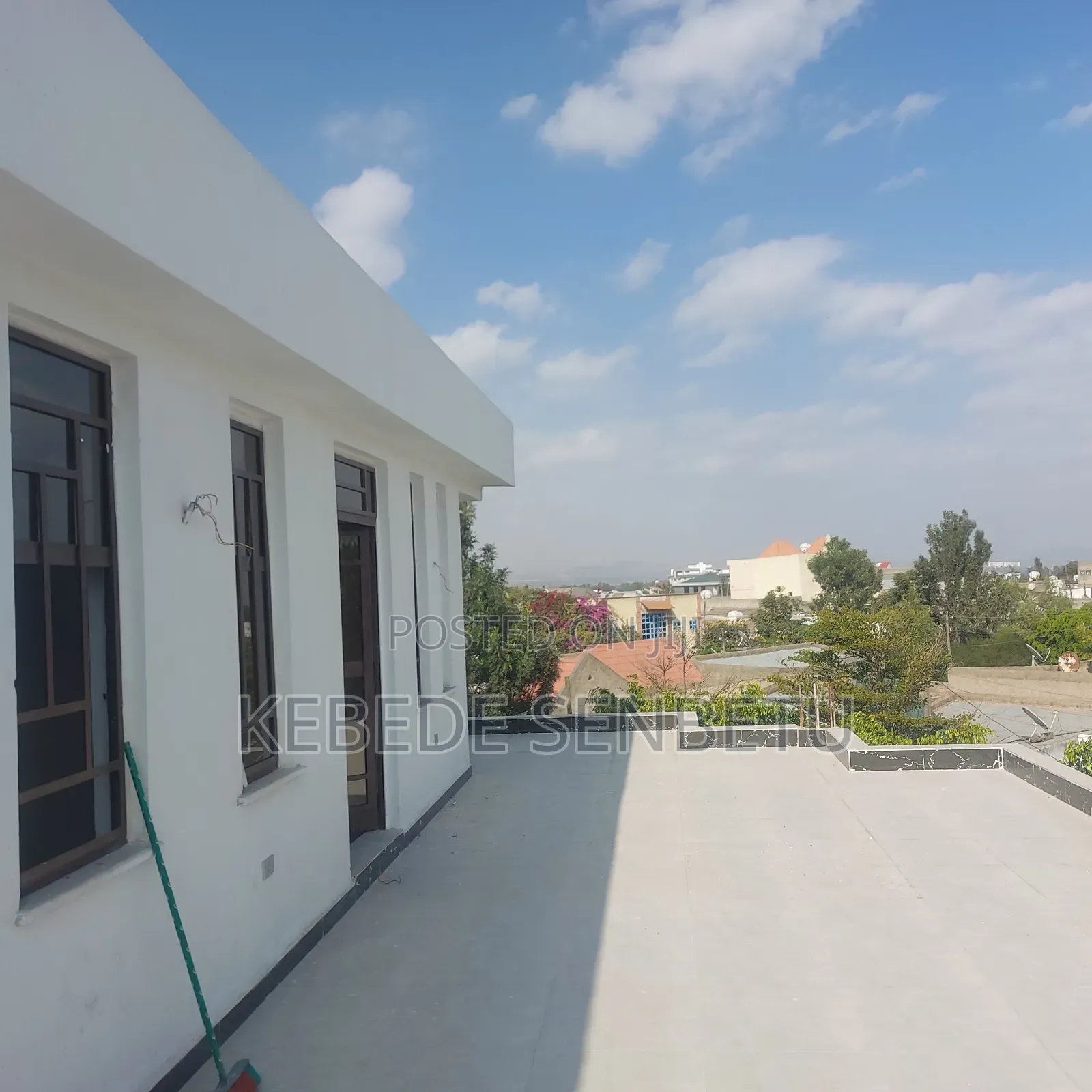 6bdrm House in East Shewa for rent