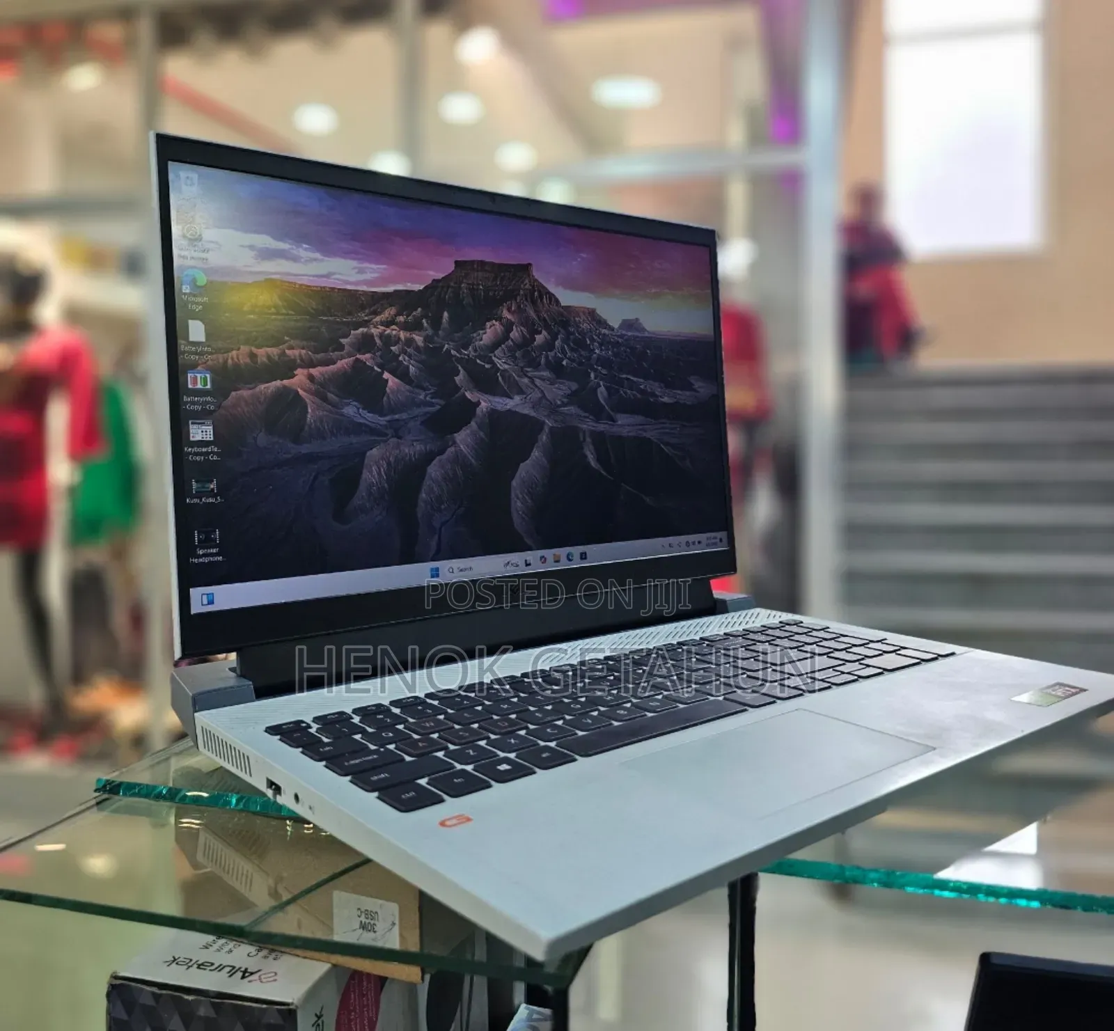 New Laptop Lenovo LOQ 15IRH8 16GB Intel Core I7 SSD 1T