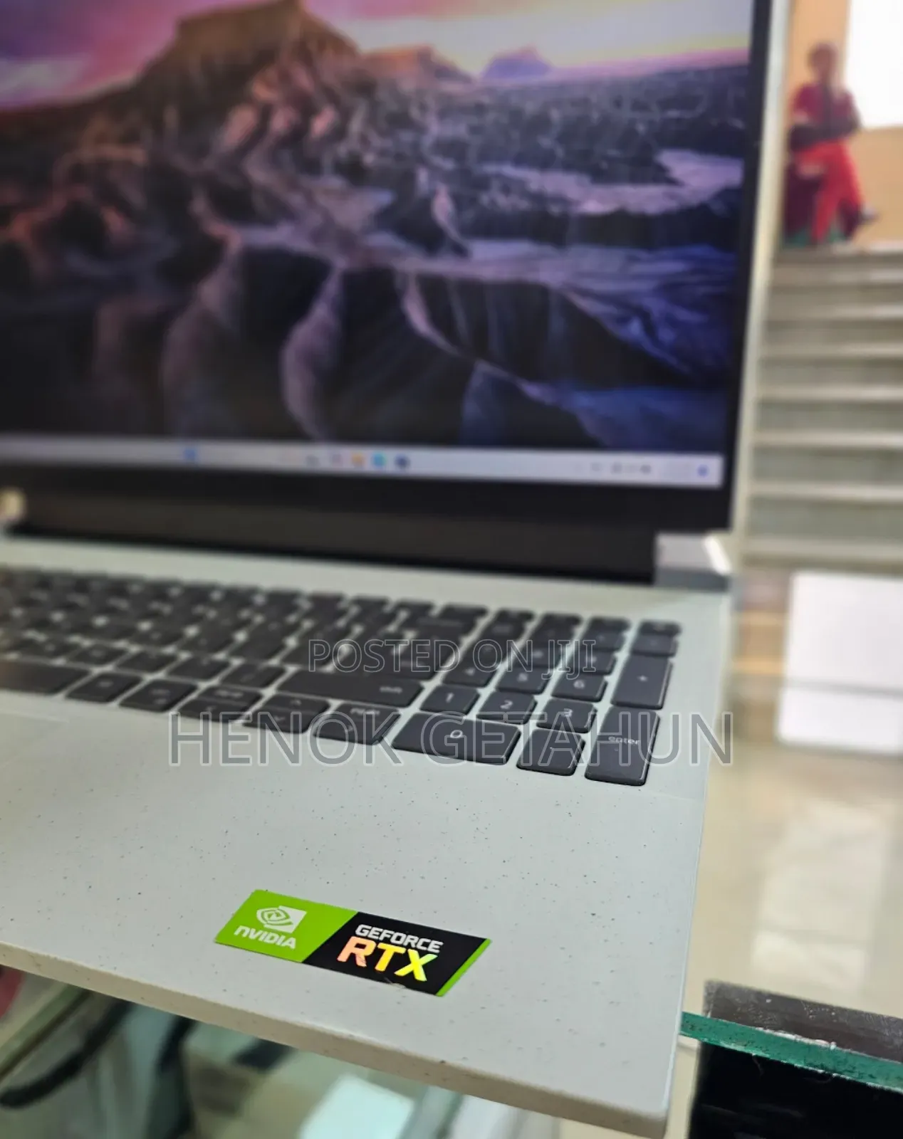 New Laptop Lenovo LOQ 15IRH8 16GB Intel Core I7 SSD 1T