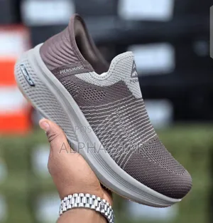 New Arrival Piersking Comfort Sneakers Made in Vietnam