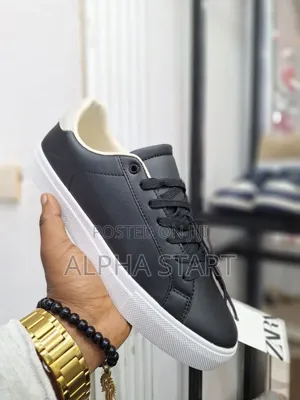 New Arrival Zara Flat Sneakers Made in Vietnam