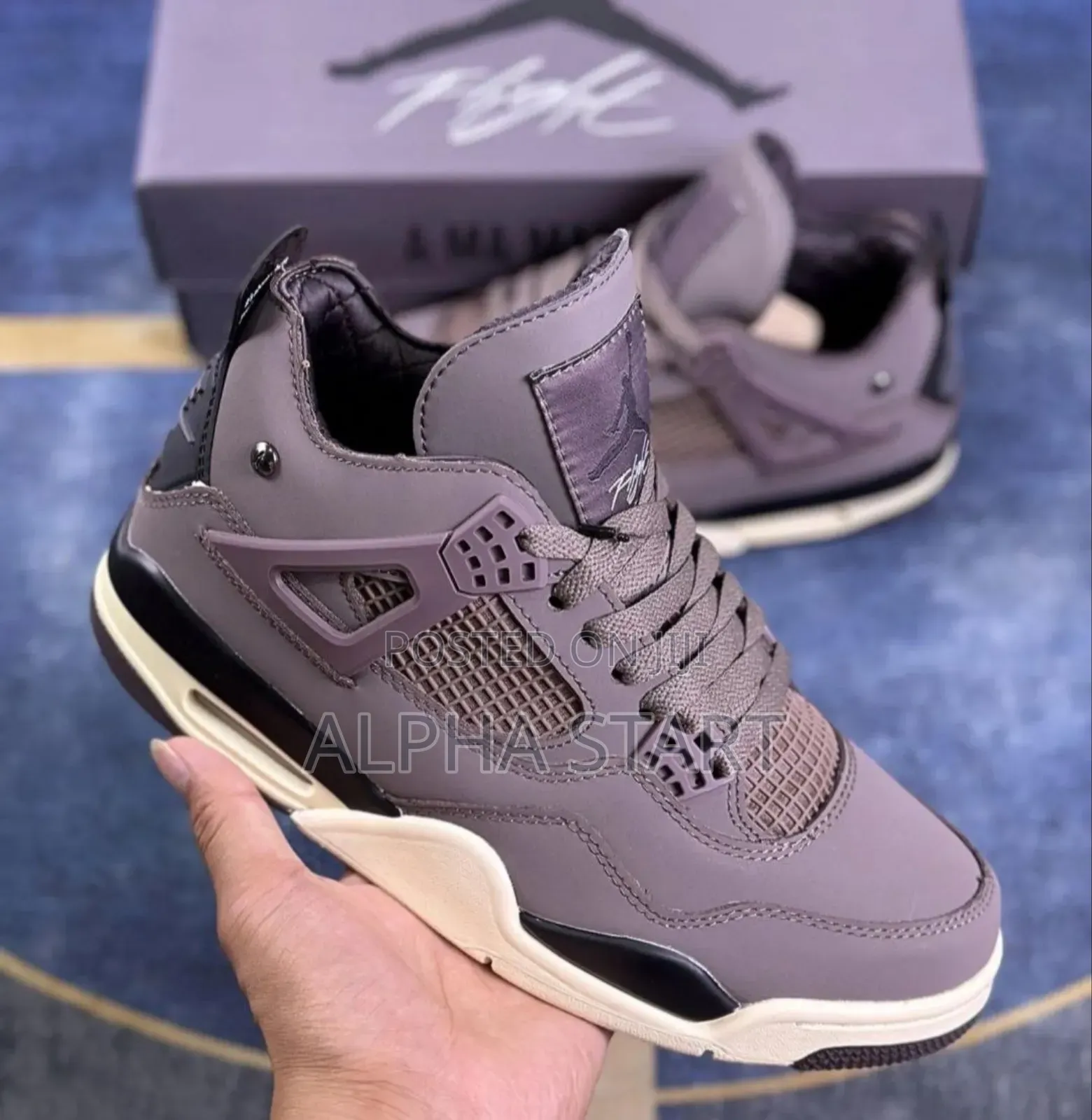 New Arrival Jordan 4 Retro for Ladies Made in Vietnam