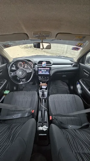 Suzuki Dzire 2022 Silver