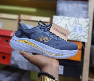 New Arrival Comfortable Skechers Made in Vietnam