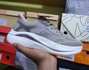 New Arrival Comfortable Skechers Made in Vietnam