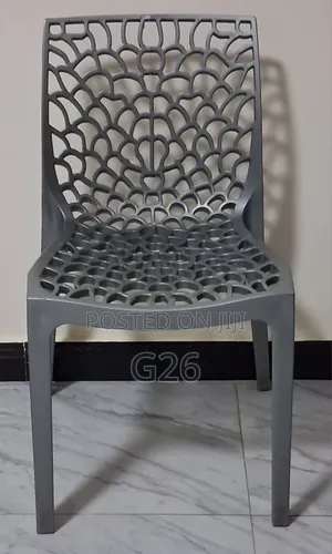 Table and Chairs Used for Cafe and Restaurants