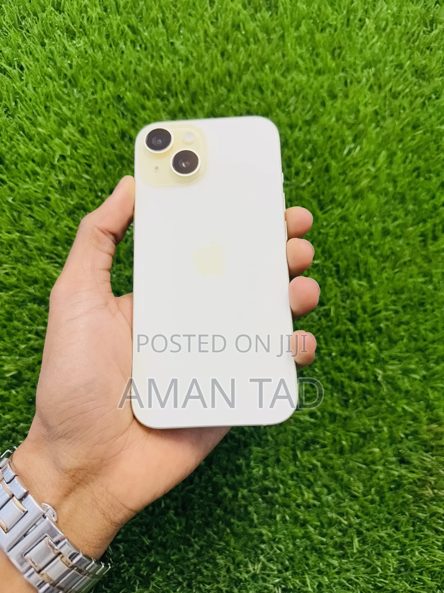 New Apple iPhone 15 128 GB Yellow