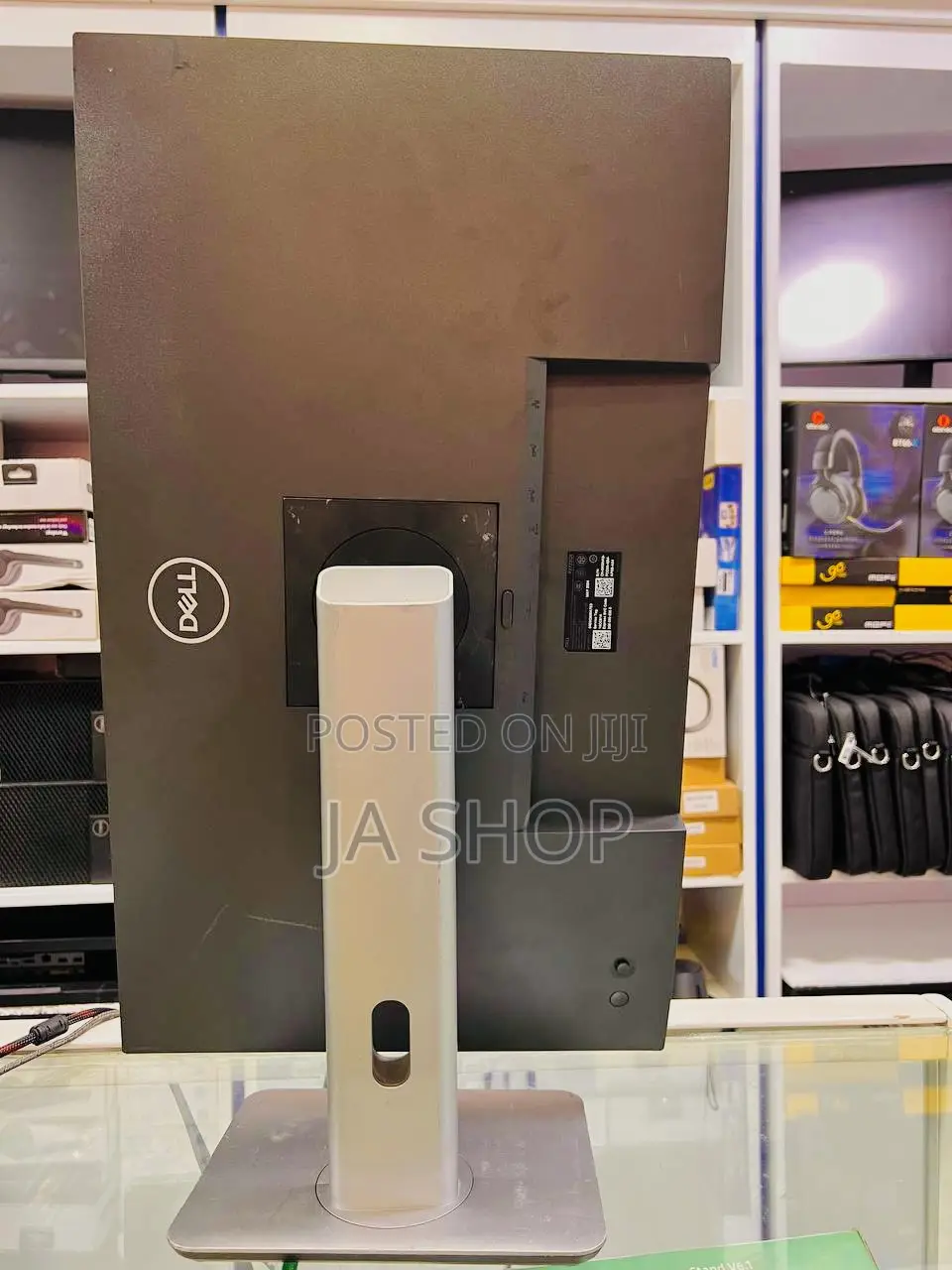 Dell P2723qe 27" Usb-C Professional Monitor