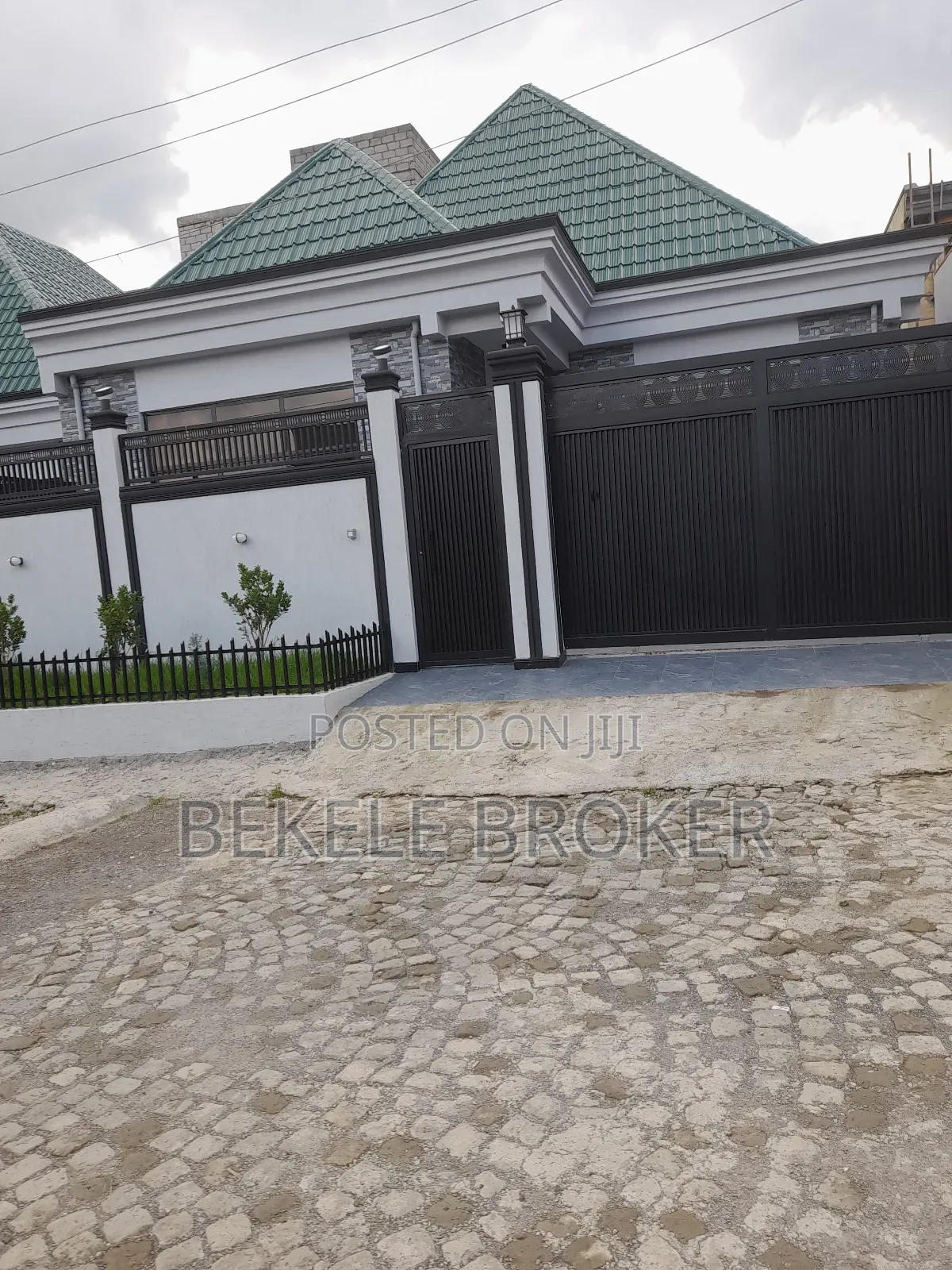 Furnished 6bdrm Villa in ቪለ, Bole for sale