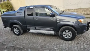 Toyota Hilux 2009 Gray