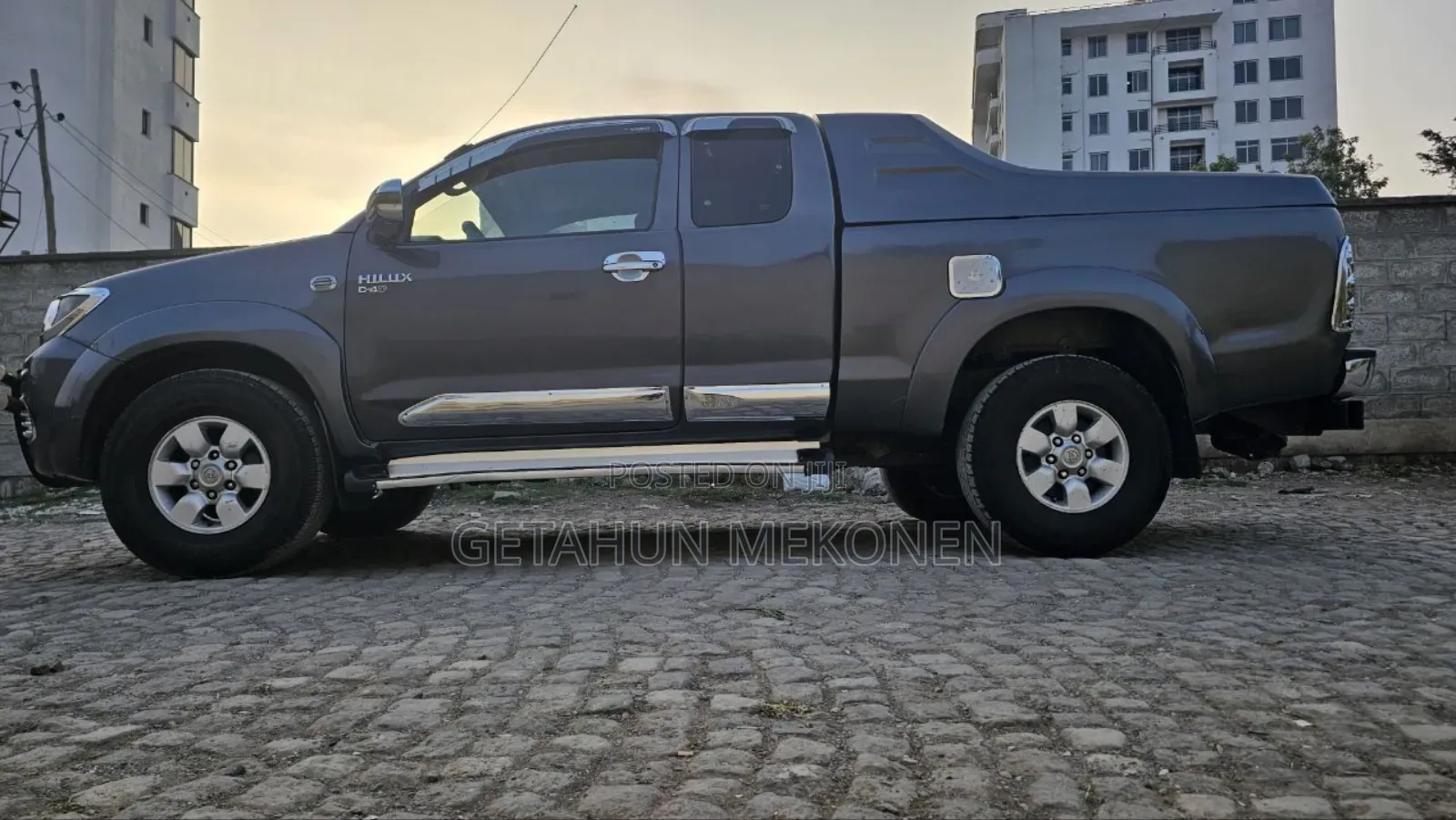 Toyota Hilux 2009 Gray