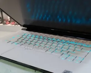 New Laptop Alienware Area-51m 16GB Intel Core I7 SSD 512GB