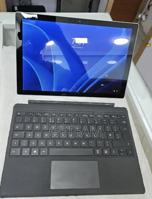 New Laptop Microsoft Surface 16GB Intel Core I7 SSD 256GB