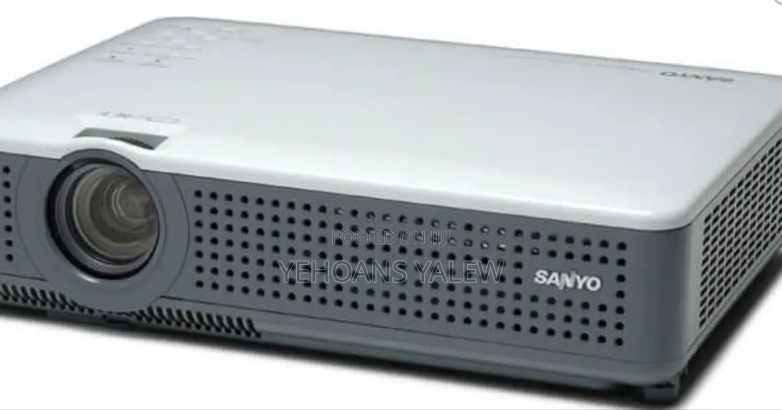 Rnew Sanyo Projector Has Bag Brand: Sanyo Condition : New