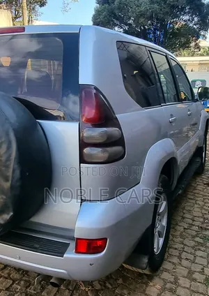 Toyota Land Cruiser Prado 2007 Silver