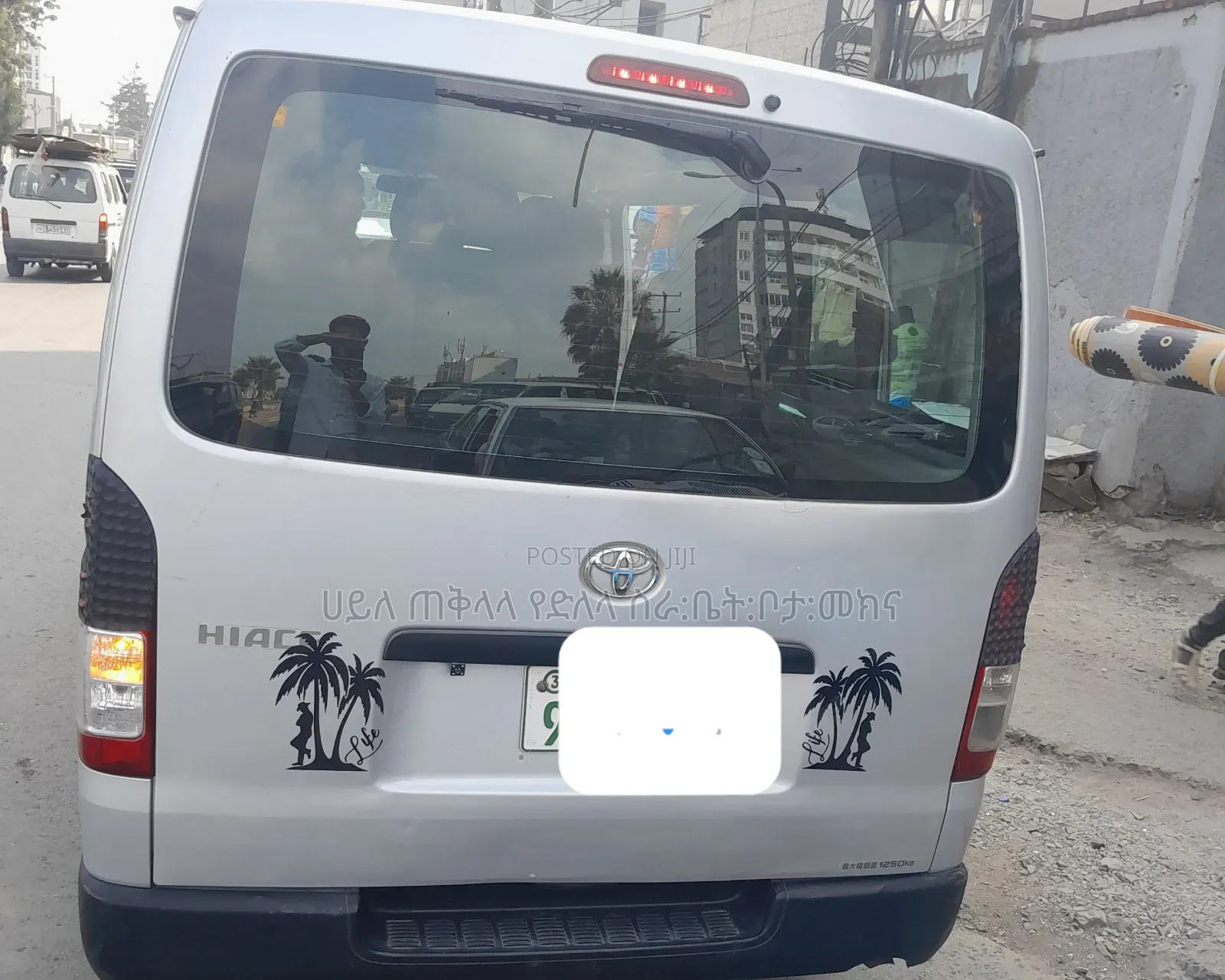 Toyota HiAce 2016 Silver