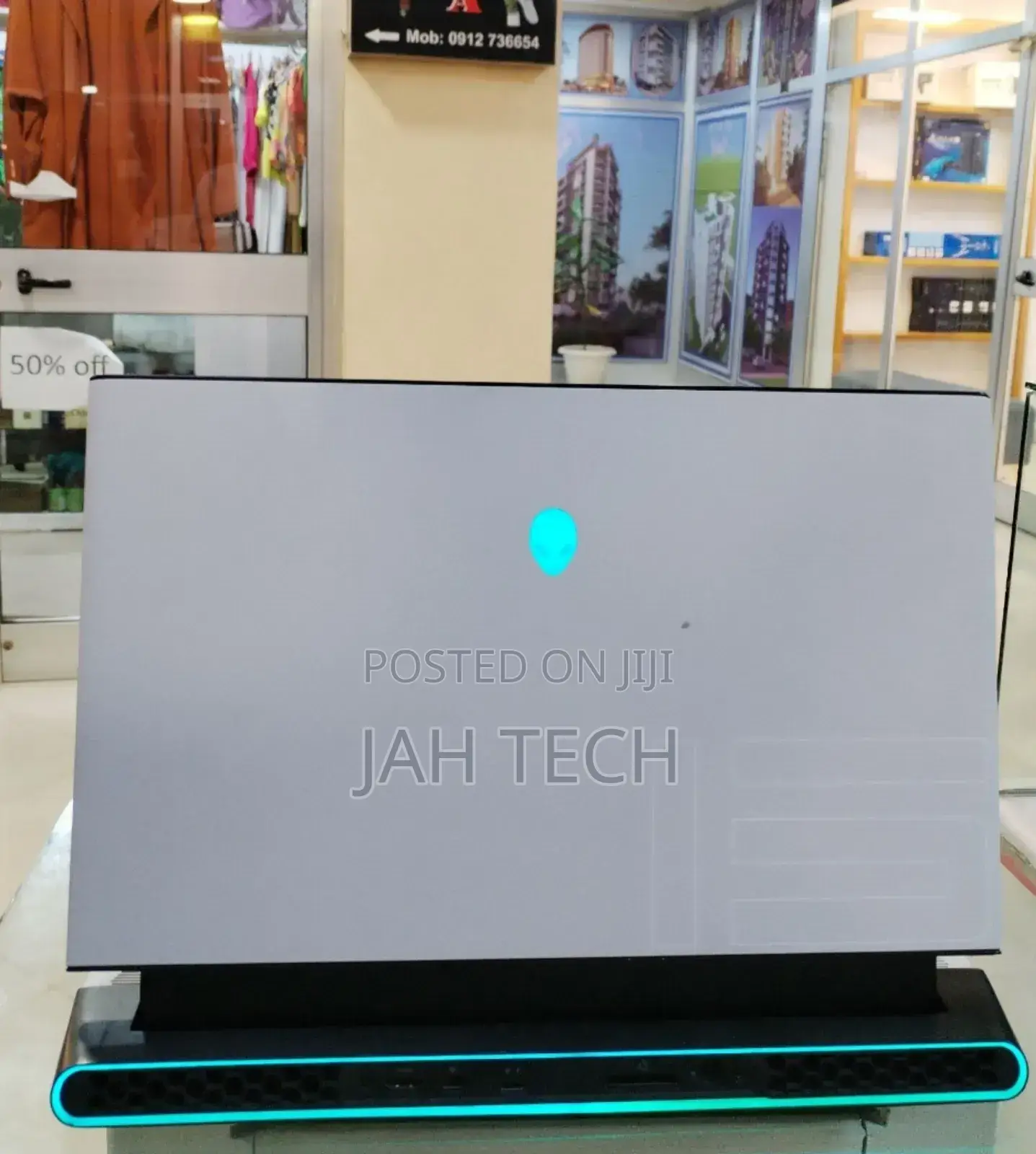 New Laptop Alienware Area-51m 16GB Intel Core I7 SSD 512GB