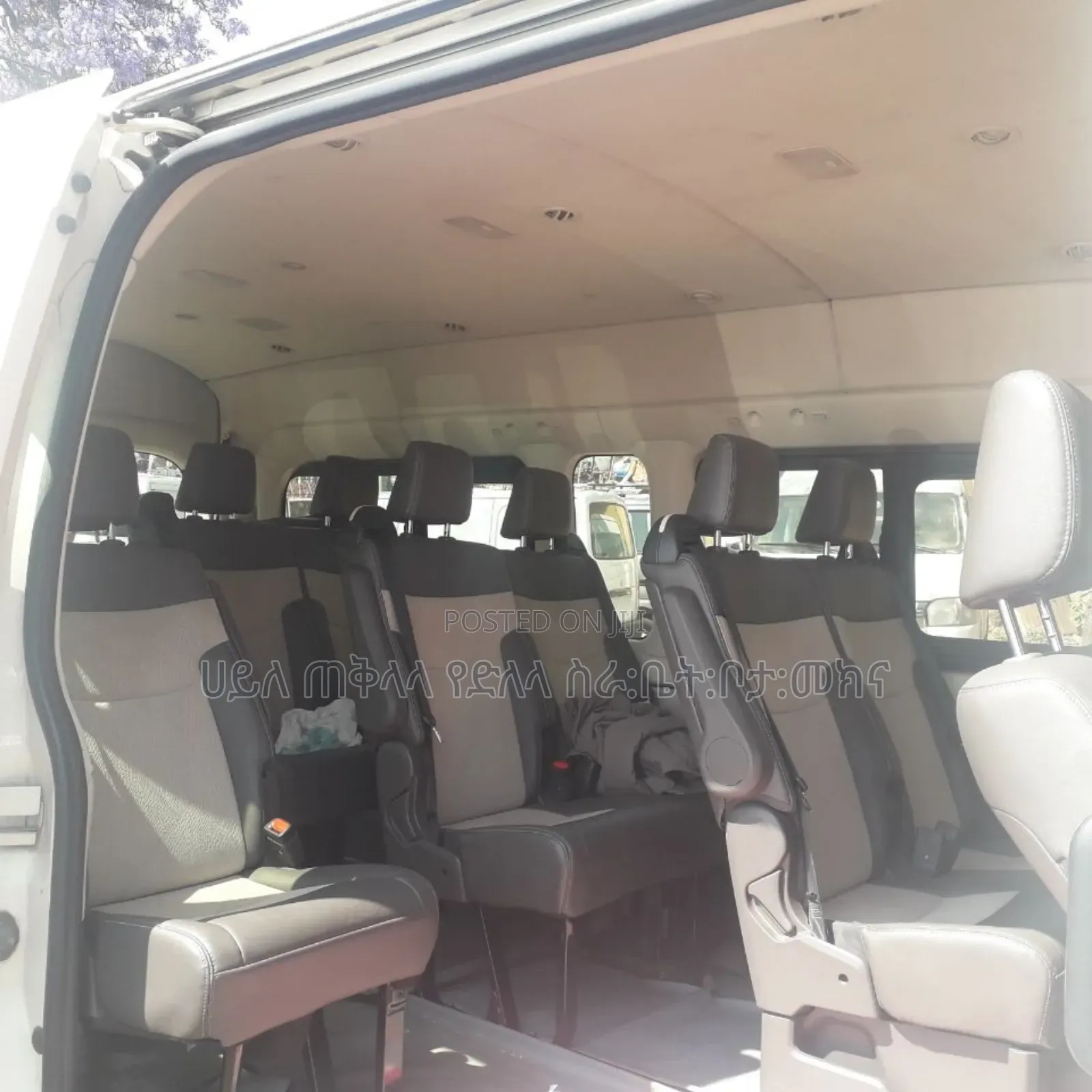 Toyota HiAce 2022 White