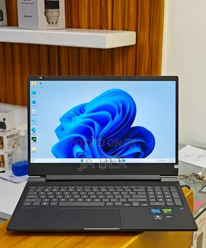New Laptop HP Victus 16 16GB Intel Core I7 SSD 1T