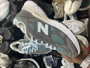 New Balance X Kith 990v3 Made in Usa "Steel Blue