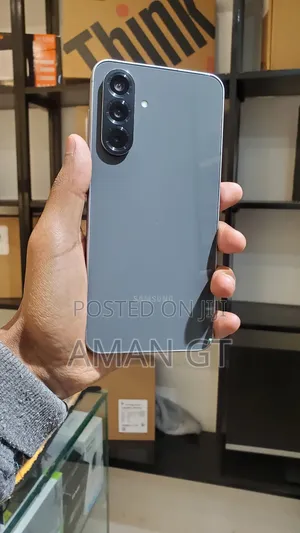 New Samsung Galaxy A56 256 GB Black