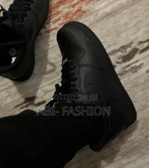 Nike Air Force 1'07 Low Triple Black" Unisex