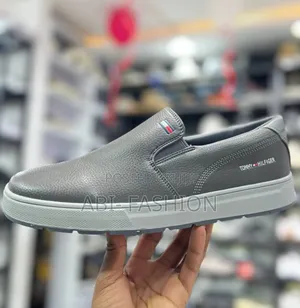 Tommy Hilfigher Leather Flat