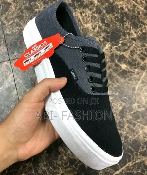 Vans Classic