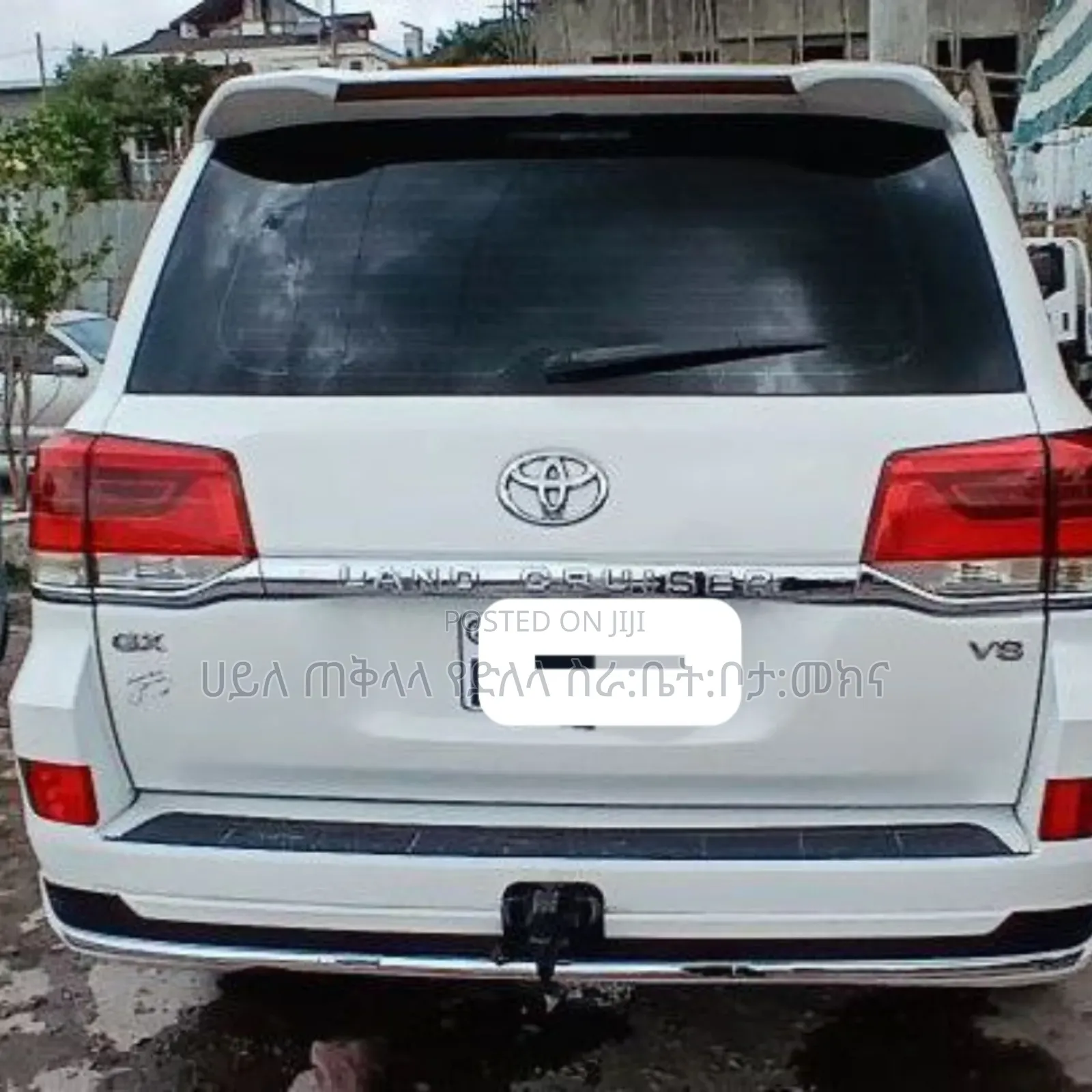 Toyota Land Cruiser 2012 Ivory