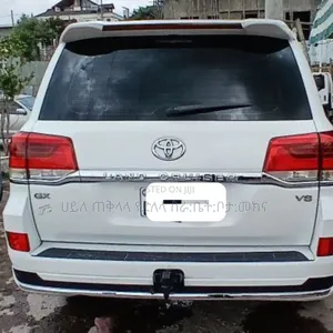 Toyota Land Cruiser 2012 Ivory