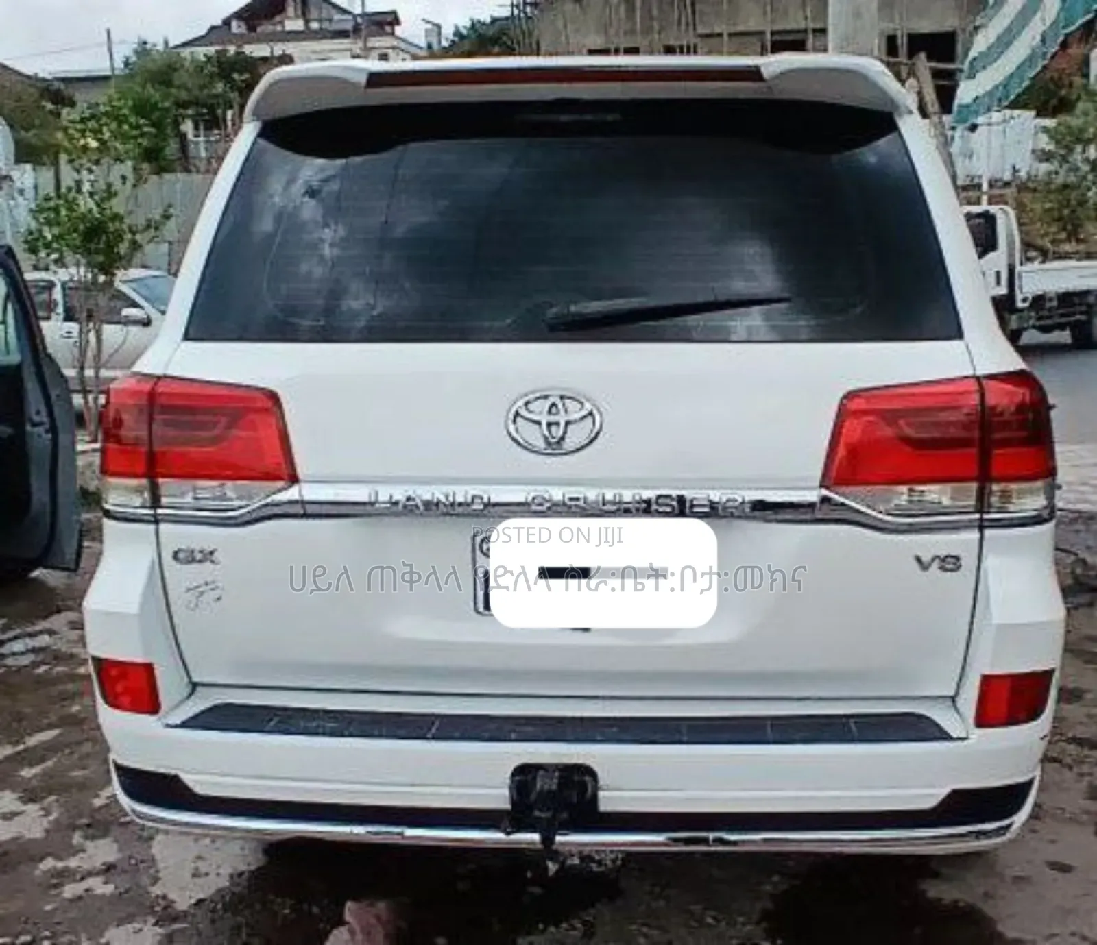 Toyota Land Cruiser 2012 Ivory