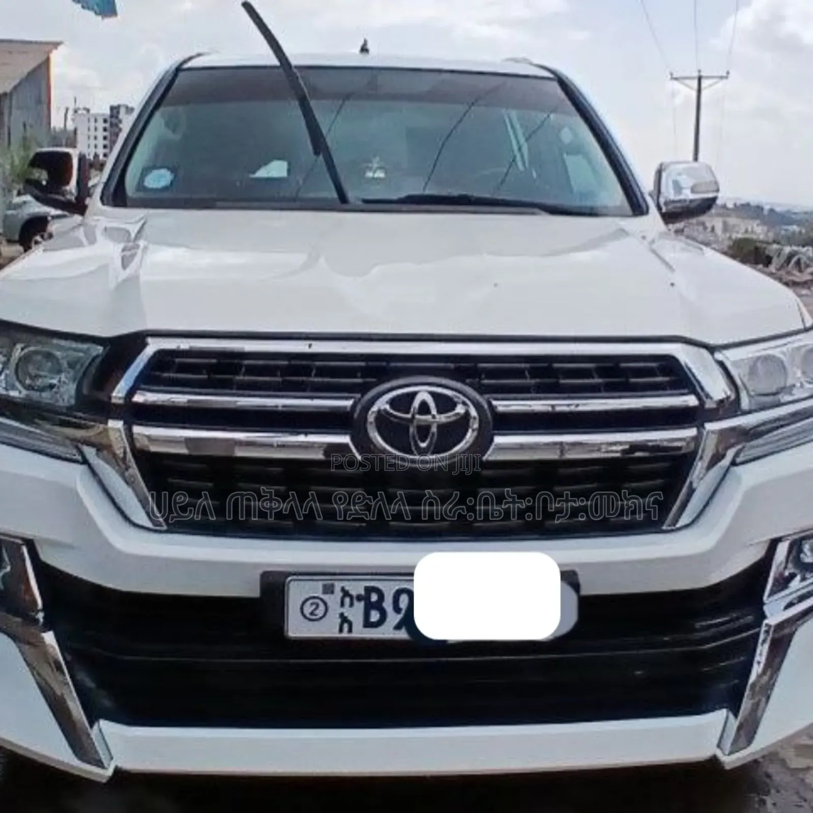 Toyota Land Cruiser 2012 Ivory