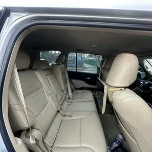 Toyota Land Cruiser 2023 Off white