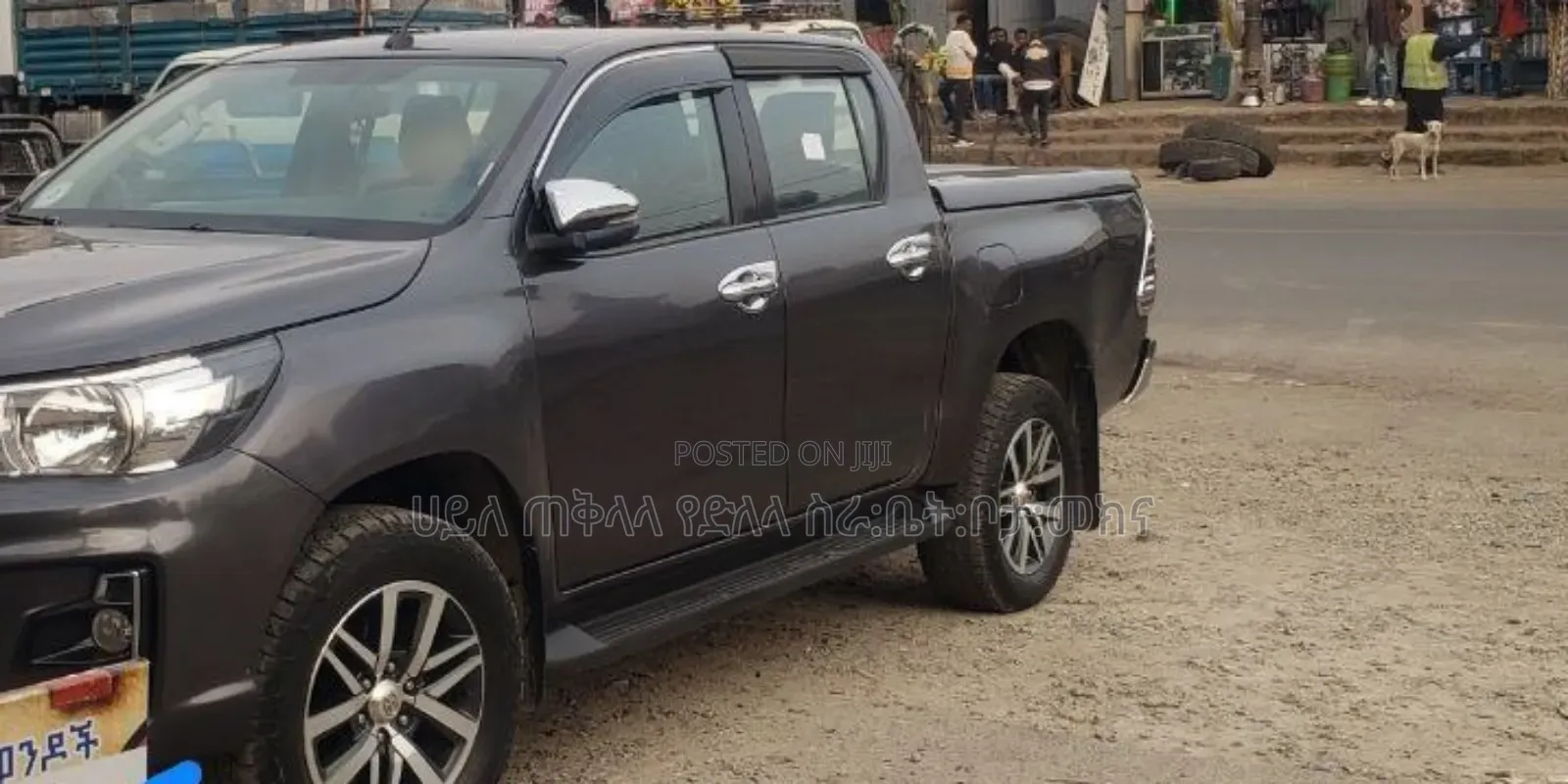 Toyota Hilux 2020 Maroon