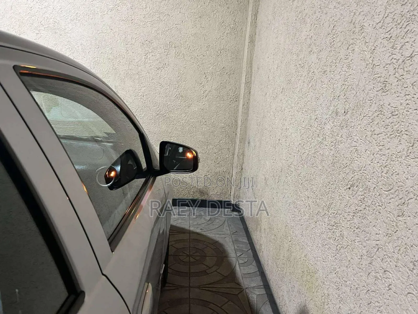 Mitsubishi Attrage 2023 Silver