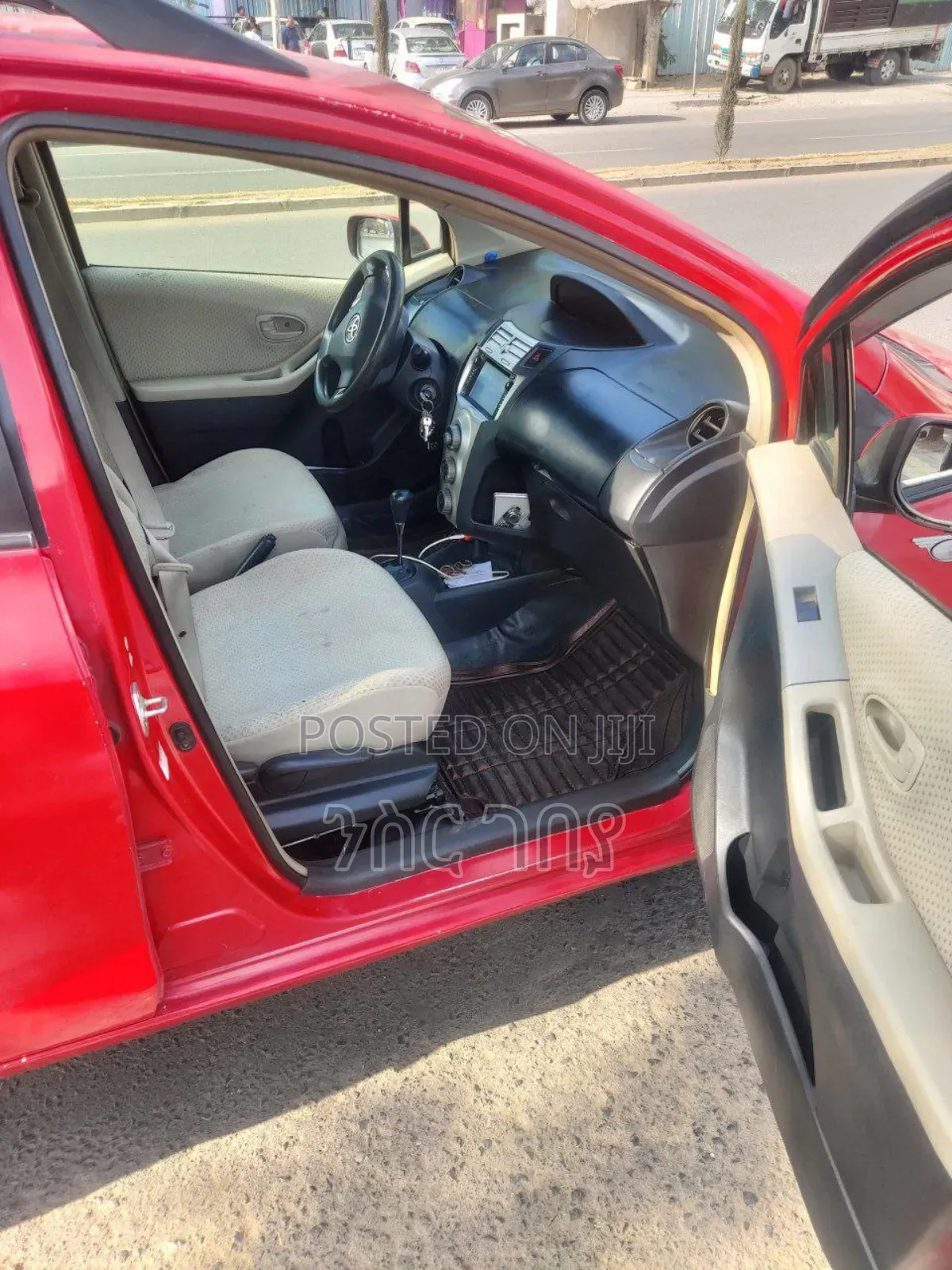 Toyota Yaris 2007 Red