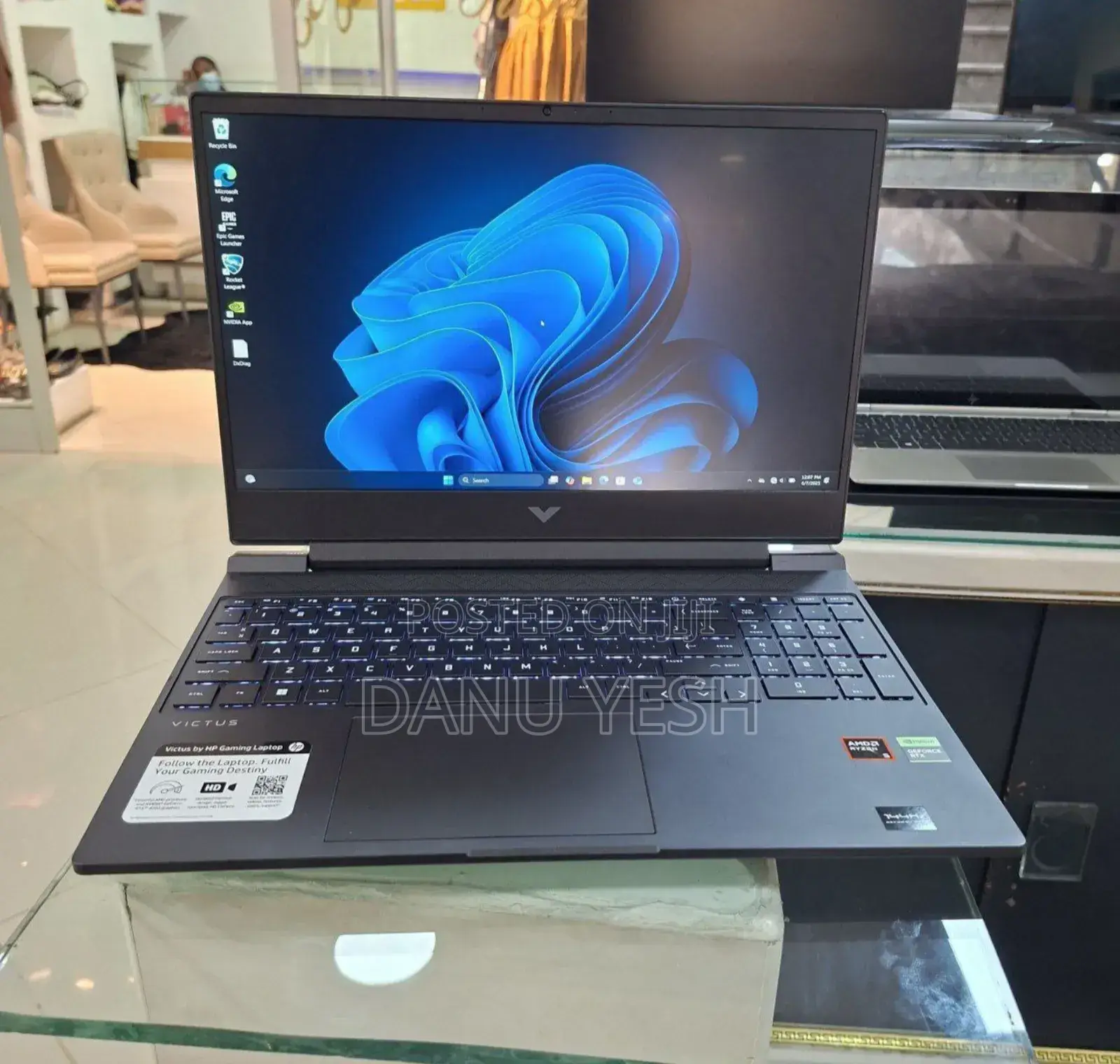 New Laptop HP Victus 15 16GB AMD Ryzen 5 SSD 512GB